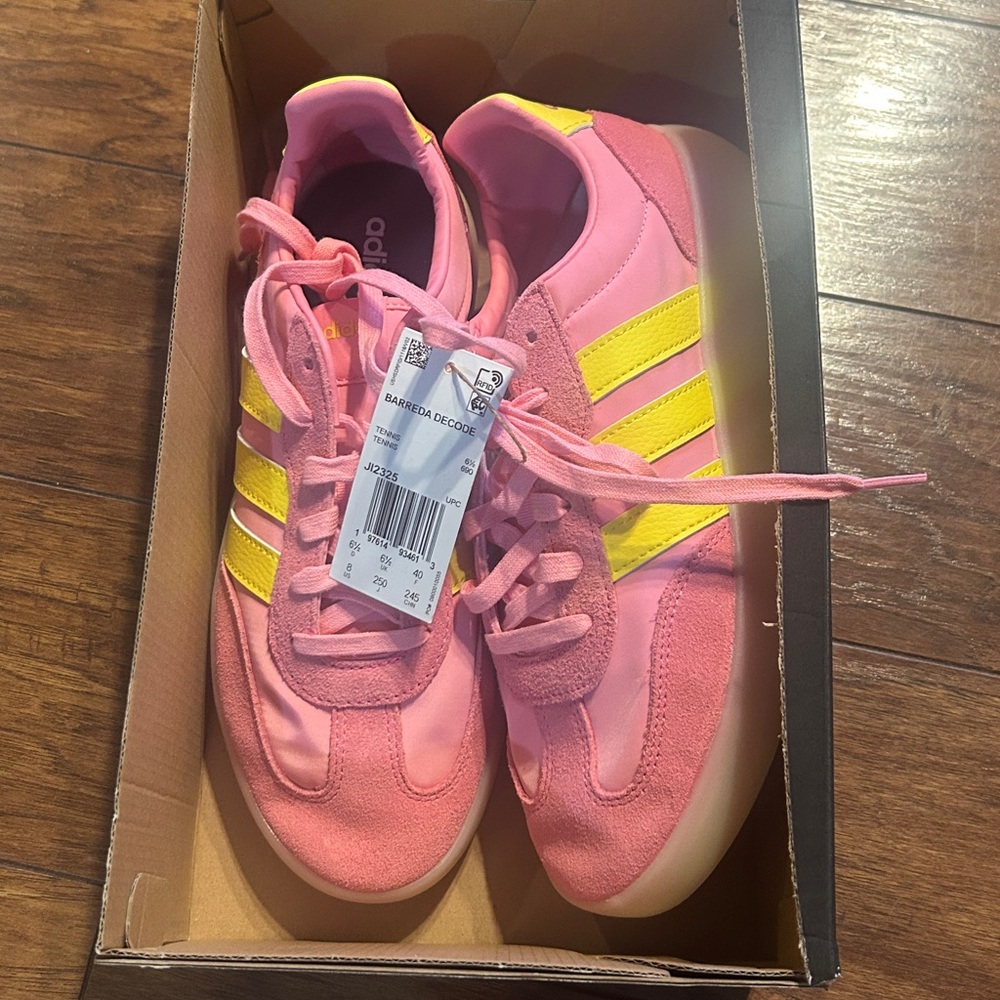 ADIDAS BARREDA DECODE SHOES new in box size 8 - Picture 9 of 10